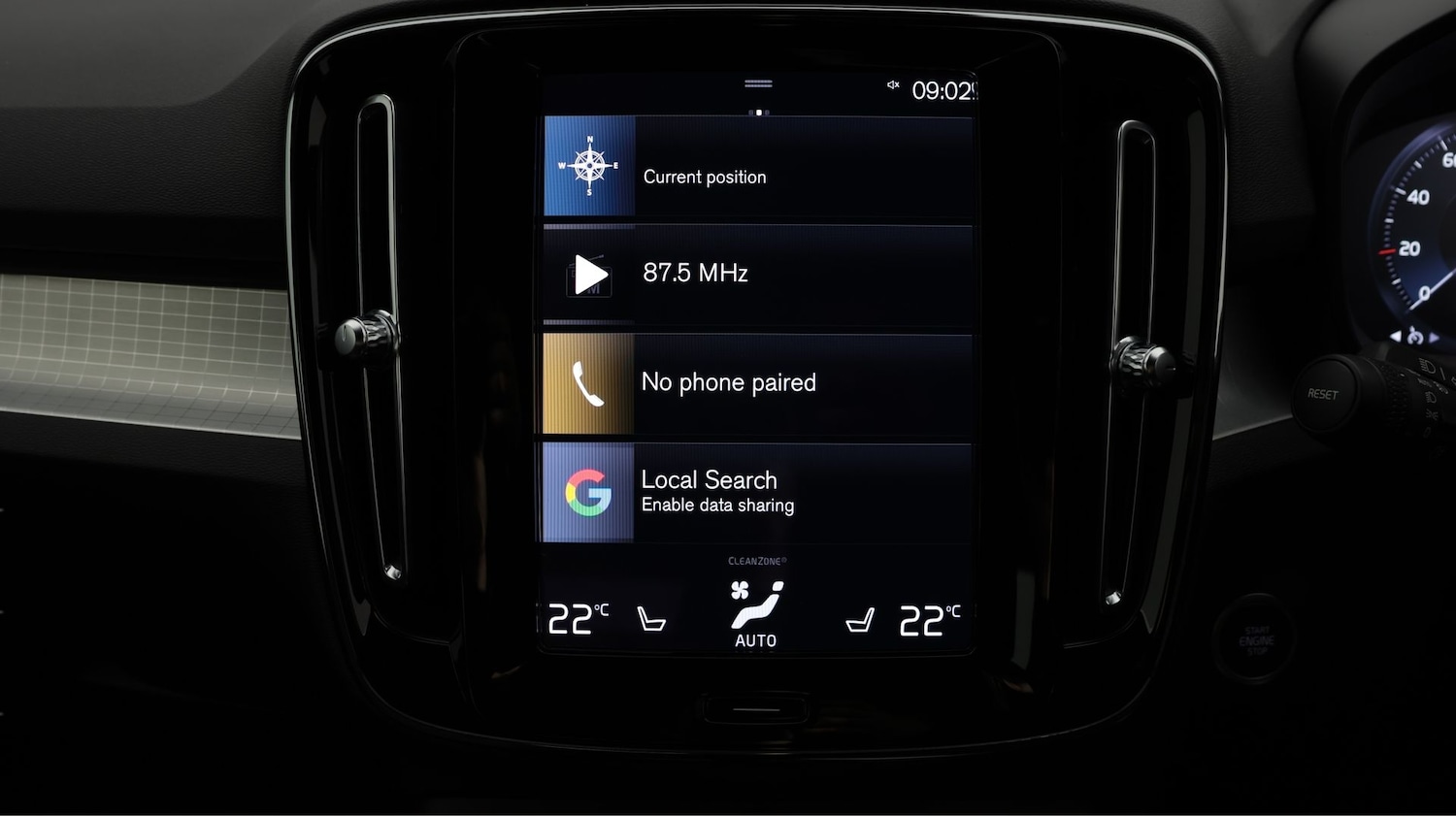 Used Volvo XC40 2023 for sale - 77945616: Photo 11