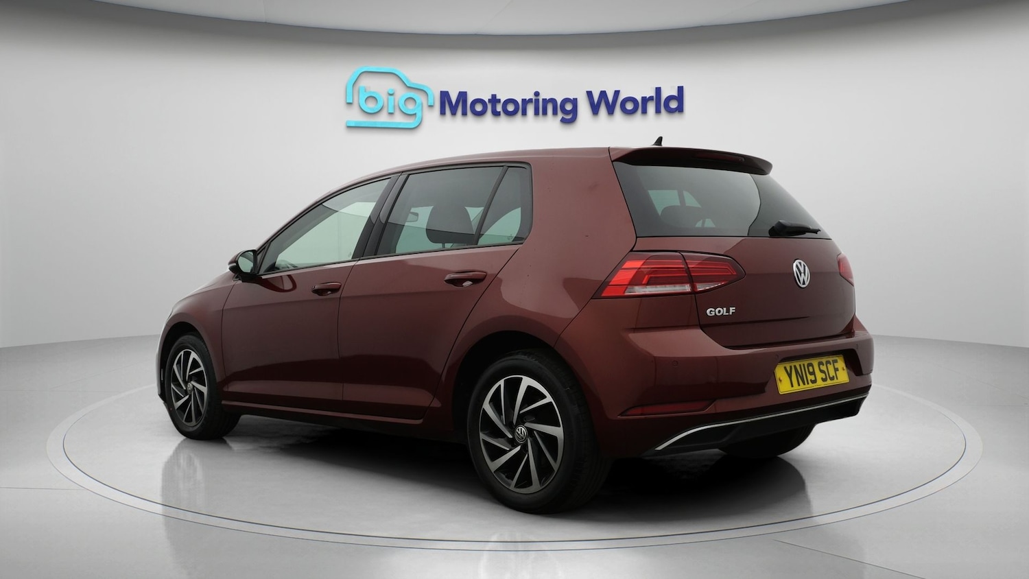 Used Volkswagen Golf 2019 for sale - 77854932: Photo 5