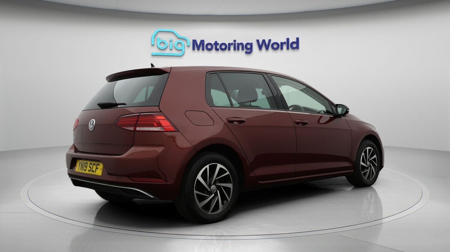 Used Volkswagen Golf 2019 for sale - 77854932: Photo 7