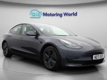 (71) - (Dual Motor) Long Range Saloon 4dr Electric Auto 4WDE (346 ps)