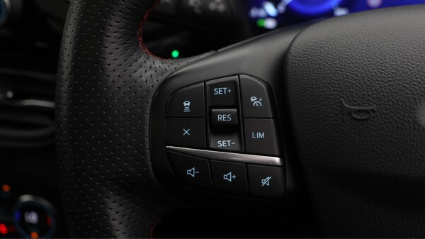 Used Ford Kuga 2020 for sale - 76188987: Photo 24