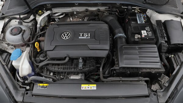Used Volkswagen Golf 2020 for sale - 75302178: Photo 20