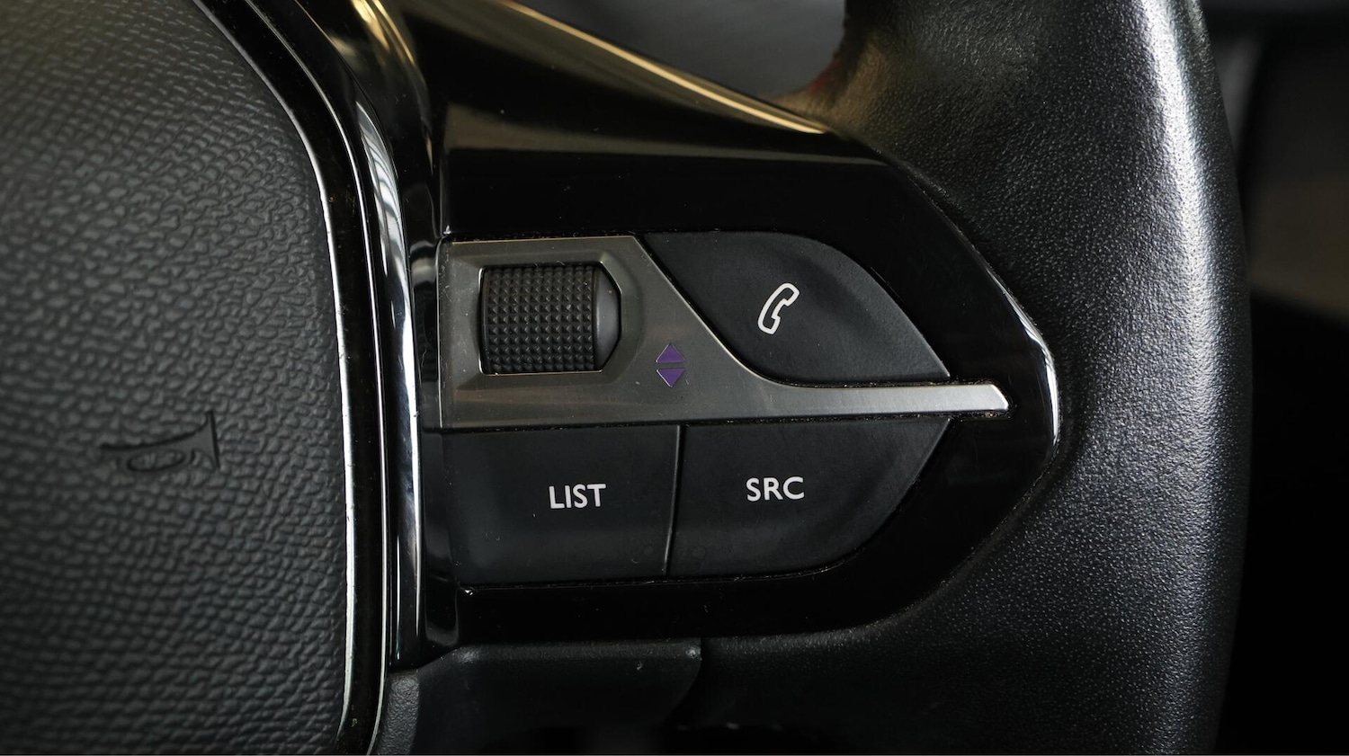 Used Peugeot 208 2020 for sale - 76512300: Photo 23