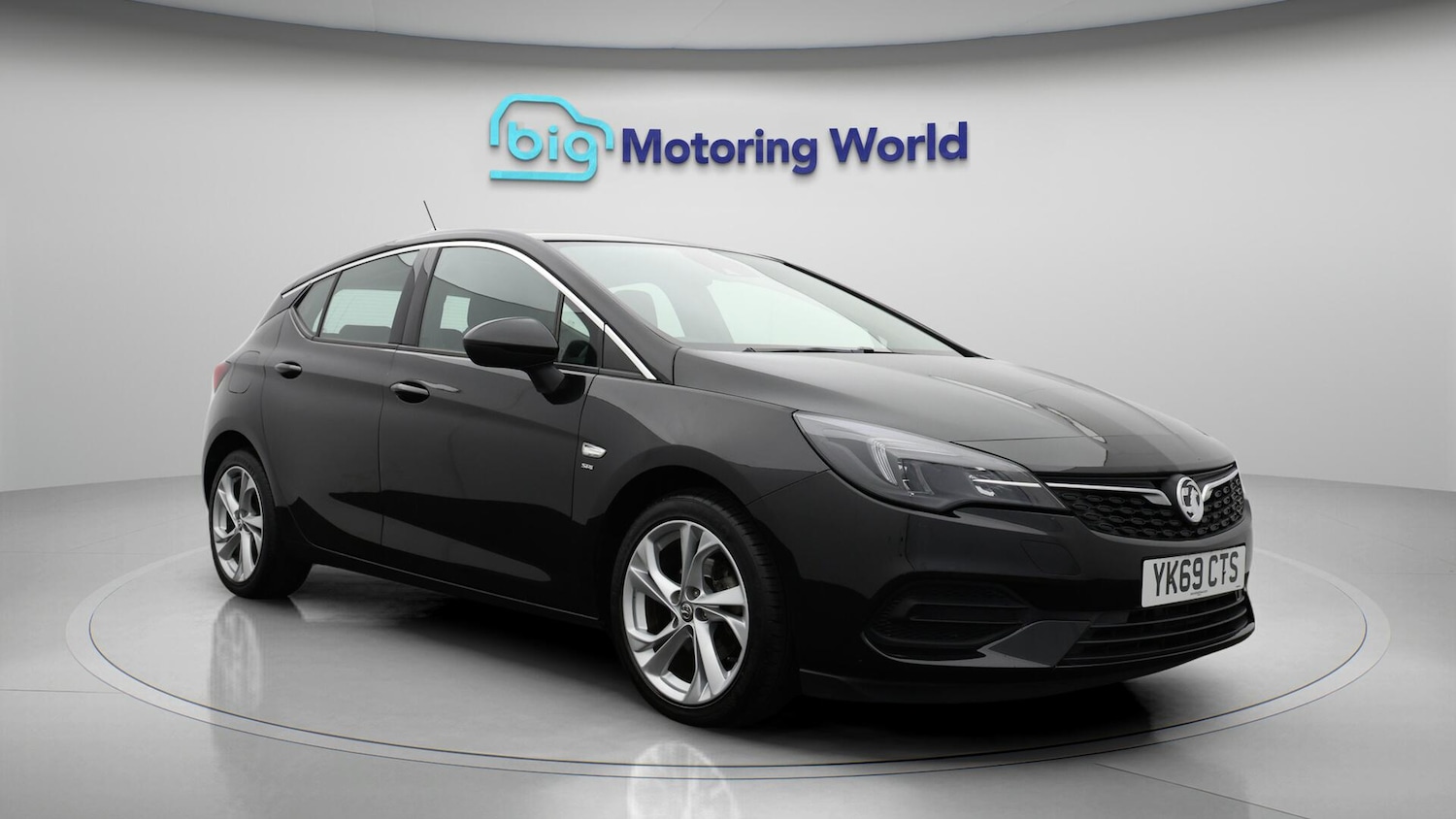 Used Vauxhall Astra 2020 for sale - 76457956: Photo 2