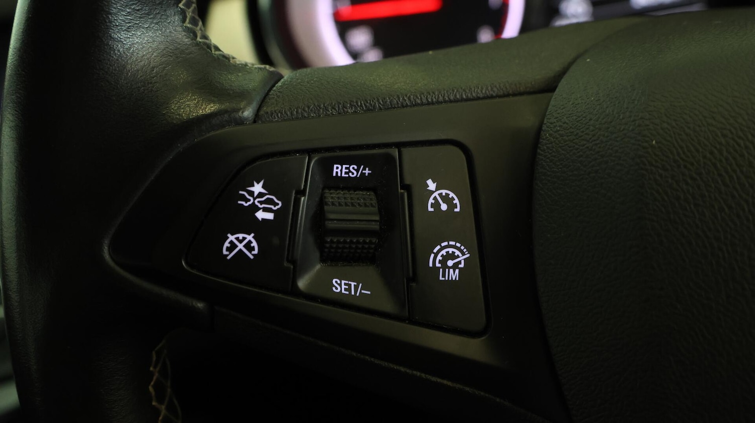 Used Vauxhall Astra 2020 for sale - 76457956: Photo 23