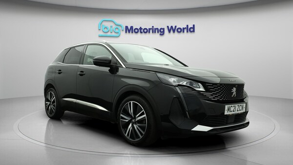 Used Peugeot 3008 2021 for sale - 76284118: Photo 2