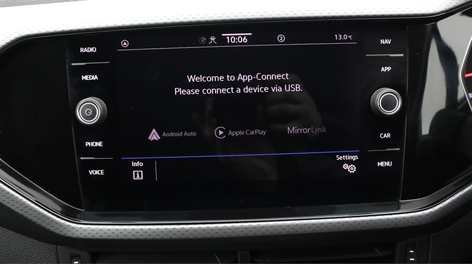 Used Volkswagen T-Cross for sale - 76727655: Photo 27