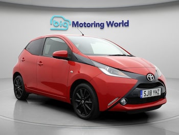 Used Toyota AYGO 2018 for sale - 76814015: Photo