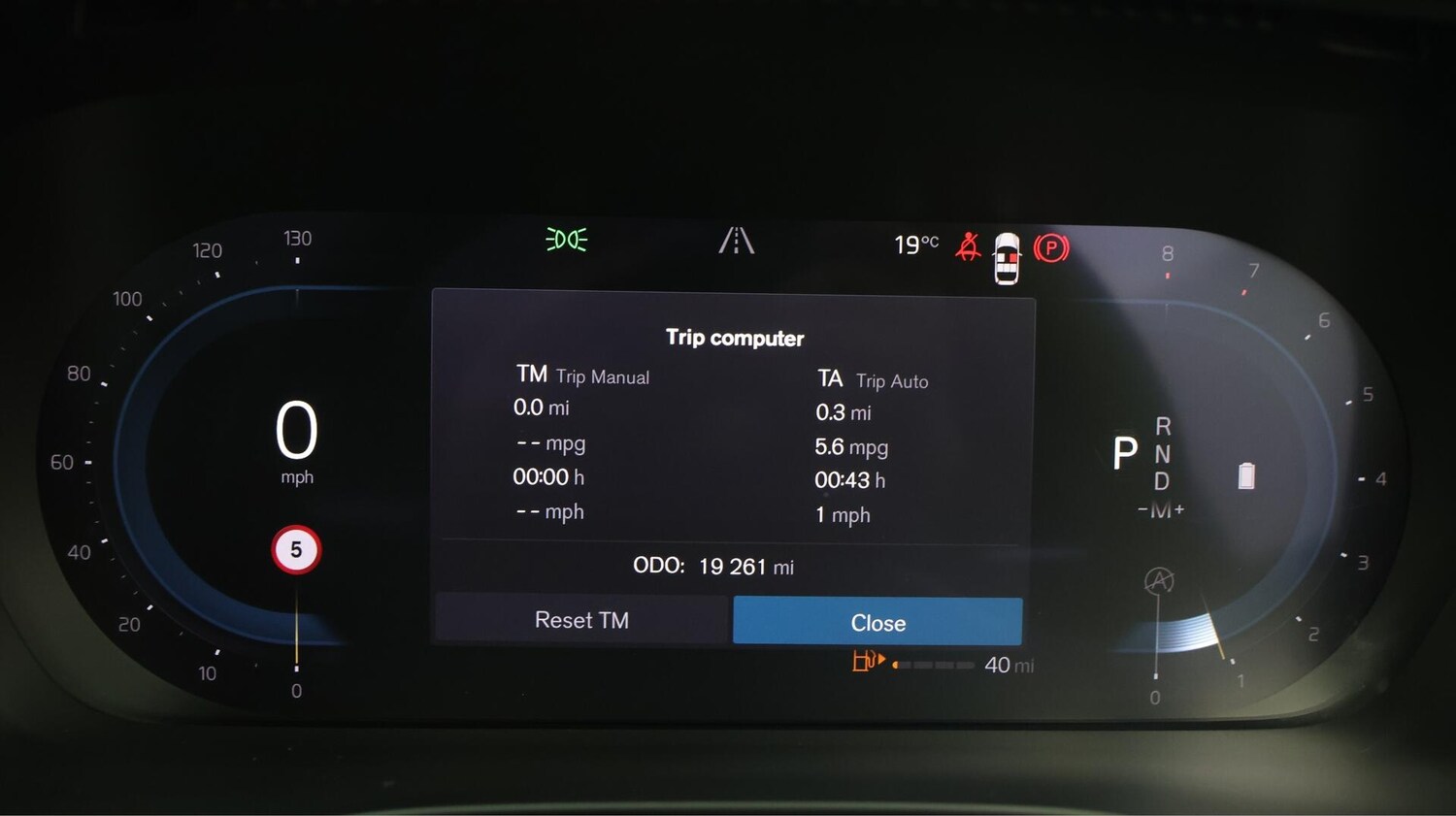 Used Volvo XC40 2023 for sale - 76456847: Photo 11