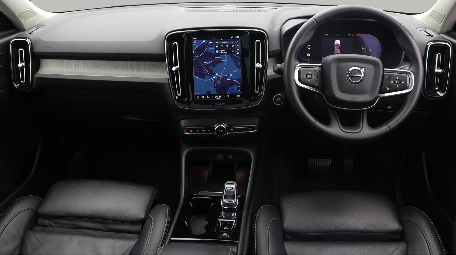 Used Volvo XC40 2023 for sale - 76456847: Photo 14