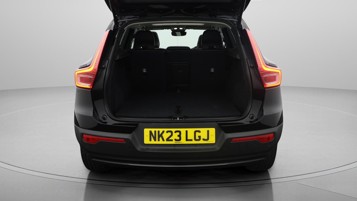 Used Volvo XC40 2023 for sale - 76456847: Photo 18