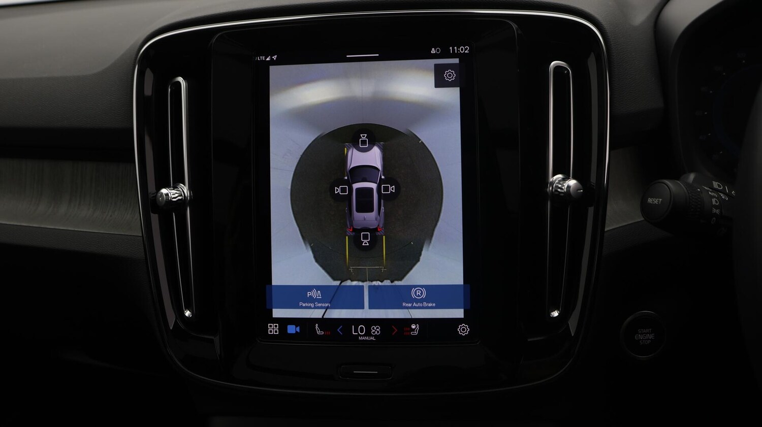 Used Volvo XC40 2023 for sale - 76456847: Photo 28