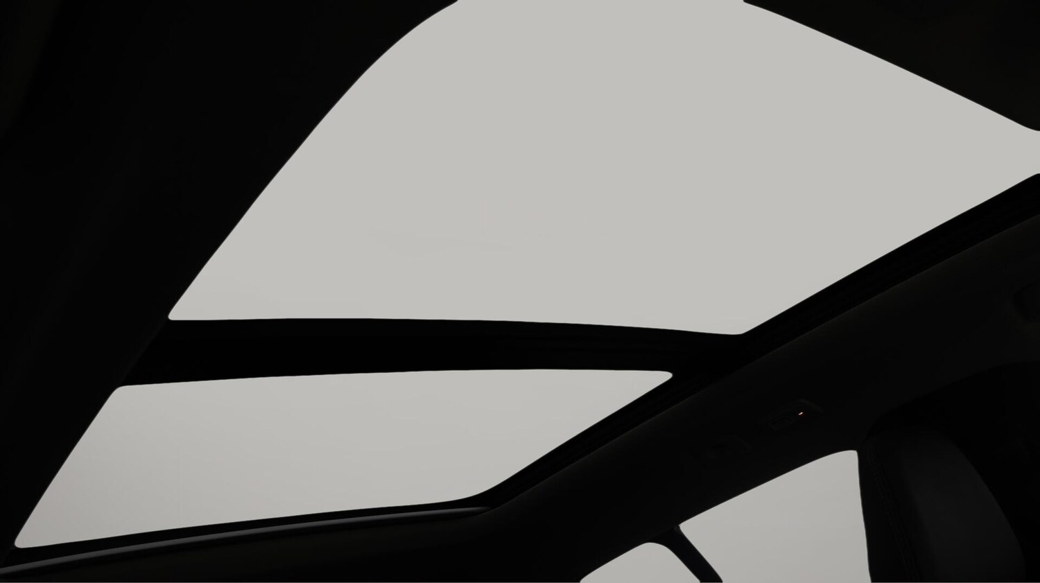 Used Volvo XC40 2023 for sale - 76456847: Photo 29