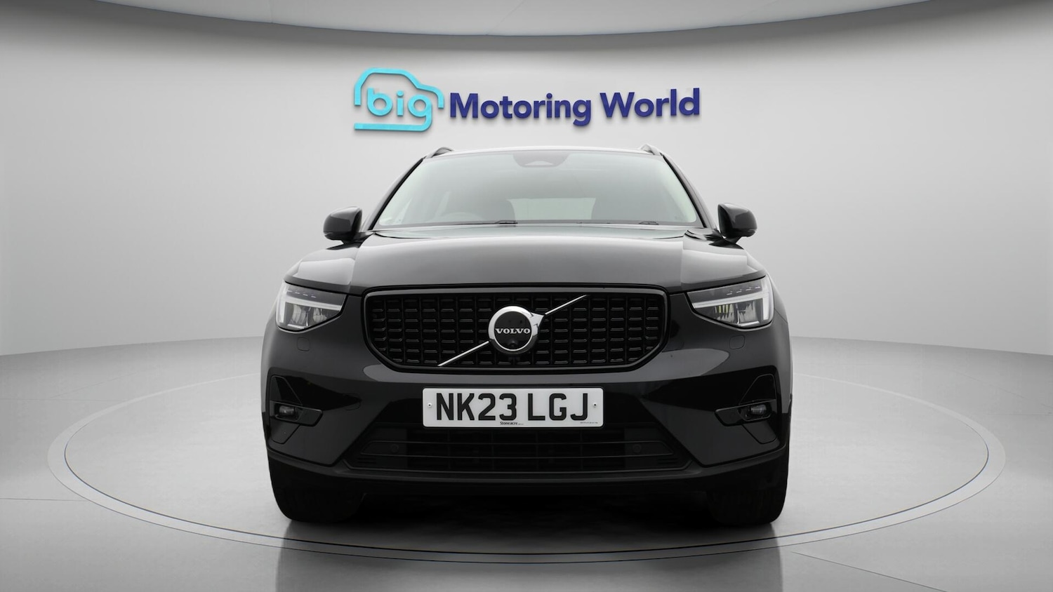 Used Volvo XC40 2023 for sale - 76456847: Photo 3