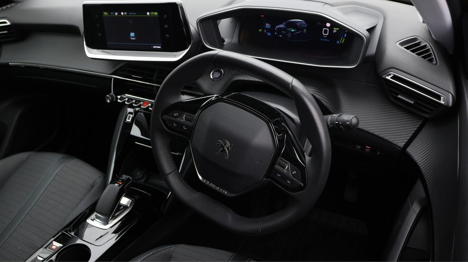 Used Peugeot E-2008 2021 for sale - 75978730: Photo 10