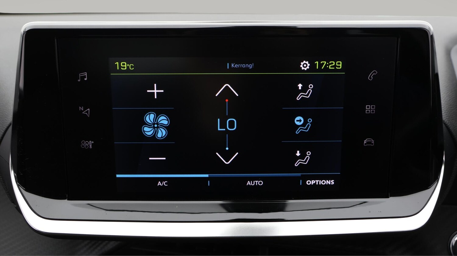 Used Peugeot E-2008 2021 for sale - 75978730: Photo 13