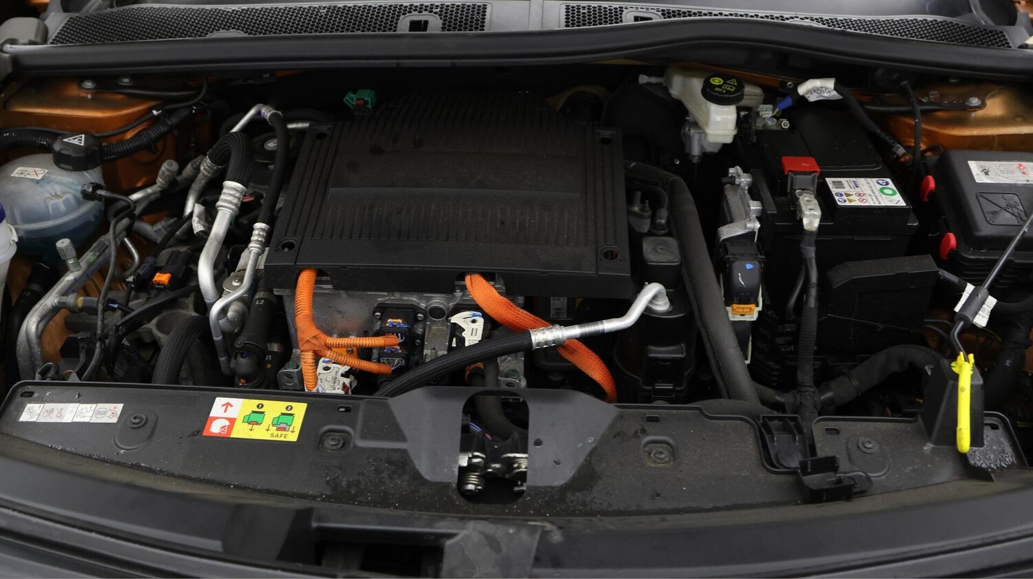 Used Peugeot E-2008 2021 for sale - 75978730: Photo 20