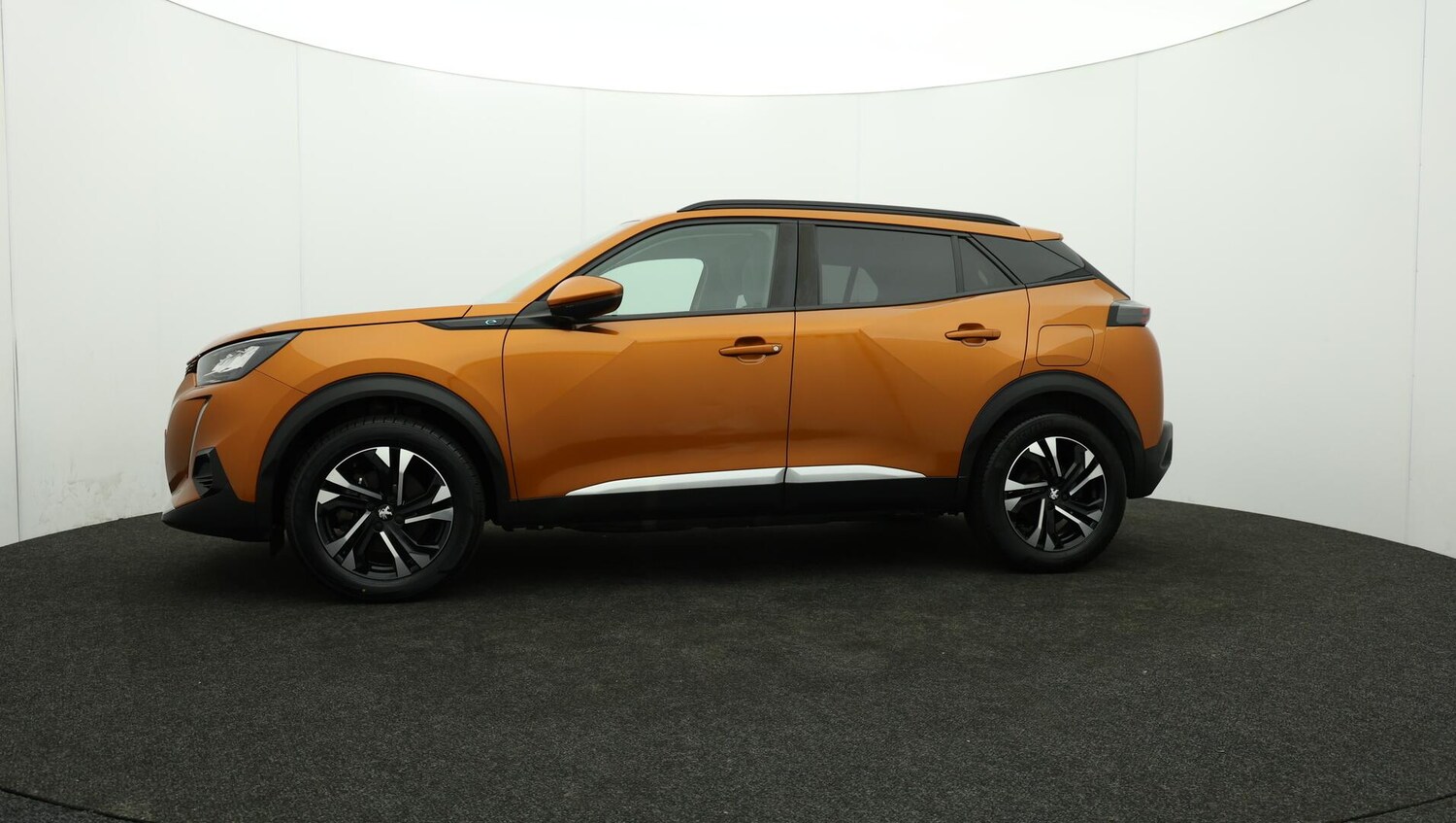 Used Peugeot E-2008 2021 for sale - 75978730: Photo 70