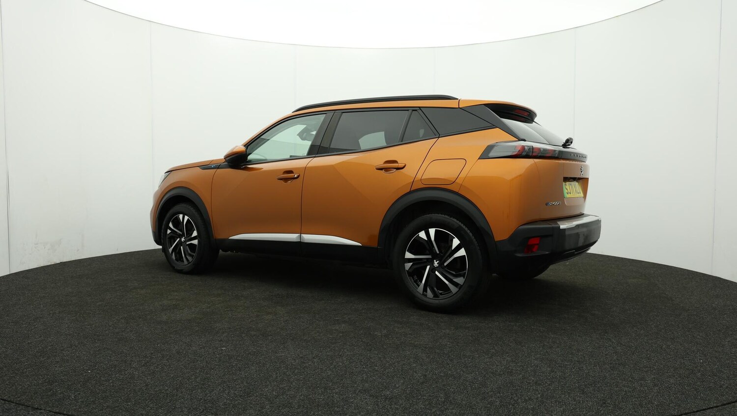 Used Peugeot E-2008 2021 for sale - 75978730: Photo 77