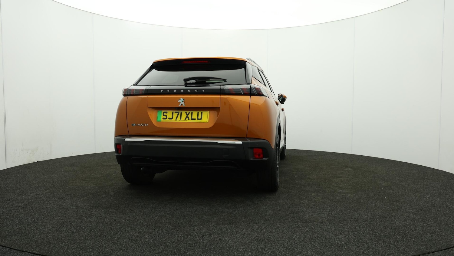 Used Peugeot E-2008 2021 for sale - 75978730: Photo 79