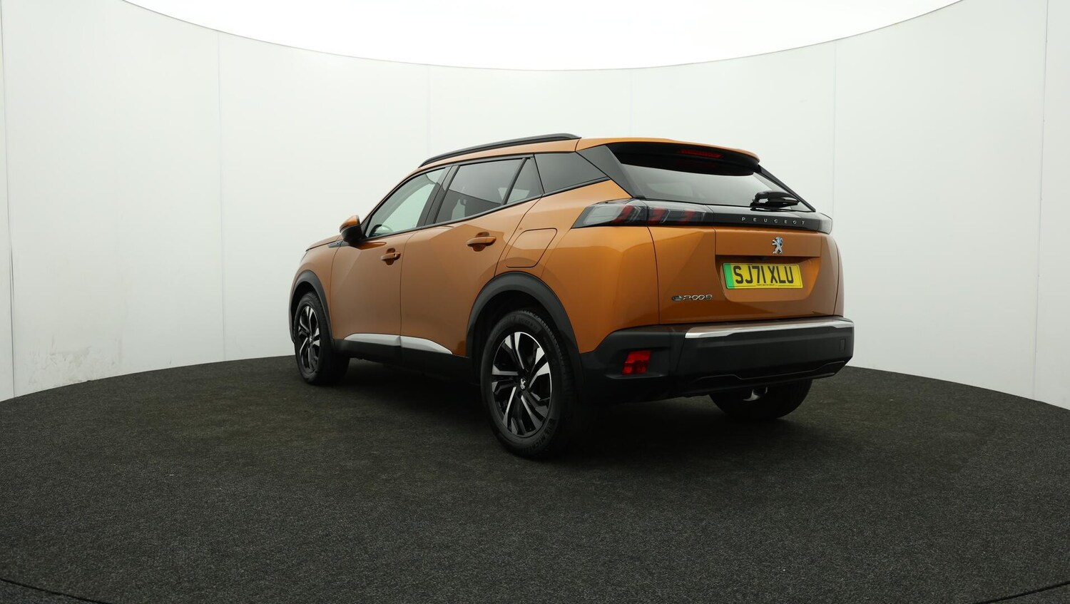 Used Peugeot E-2008 2021 for sale - 75978730: Photo 81