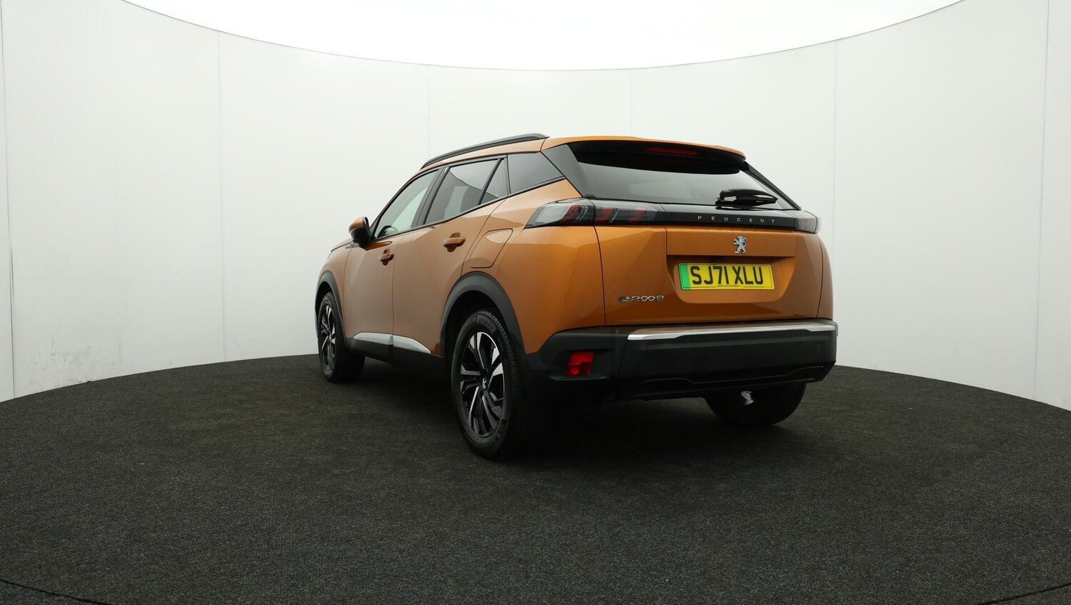 Used Peugeot E-2008 2021 for sale - 75978730: Photo 82