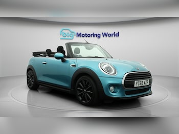 Used MINI Convertible 2018 for sale - 76228126: Photo 2