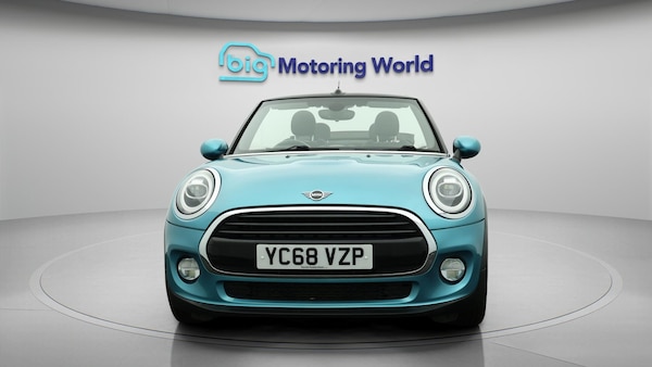 Used MINI Convertible 2018 for sale - 76228126: Photo 3
