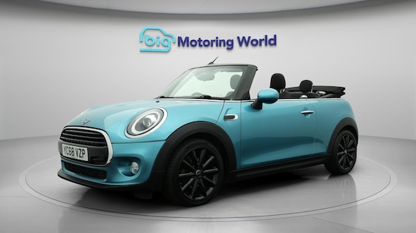 Used MINI Convertible 2018 for sale - 76228126: Photo 4