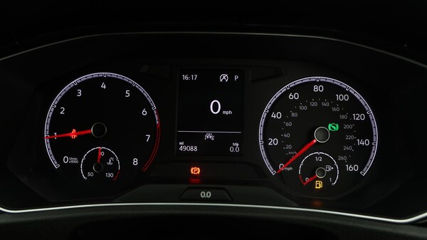 Used Volkswagen T-Roc for sale - 76247932: Photo 11
