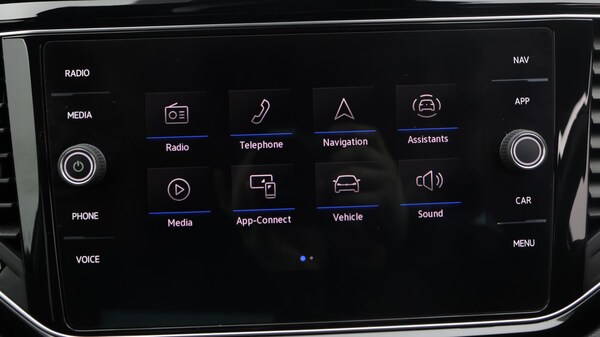 Used Volkswagen T-Roc for sale - 76247932: Photo 12