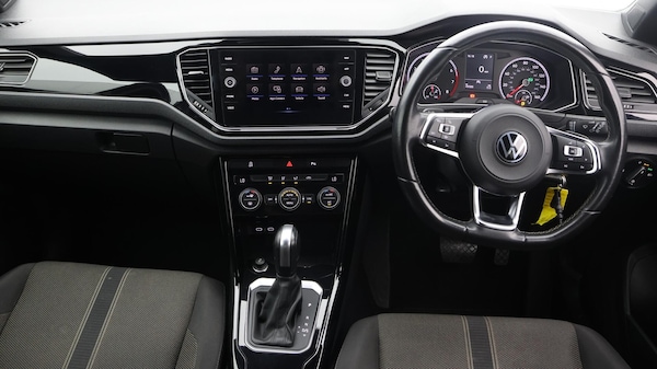 Used Volkswagen T-Roc for sale - 76247932: Photo 14
