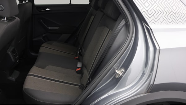 Used Volkswagen T-Roc for sale - 76247932: Photo 17