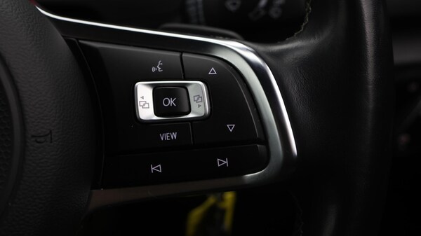 Used Volkswagen T-Roc for sale - 76247932: Photo 23