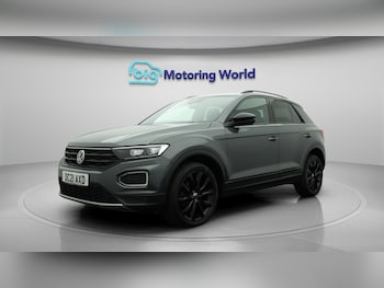 Used Volkswagen T-Roc for sale - 76247932: Photo 4