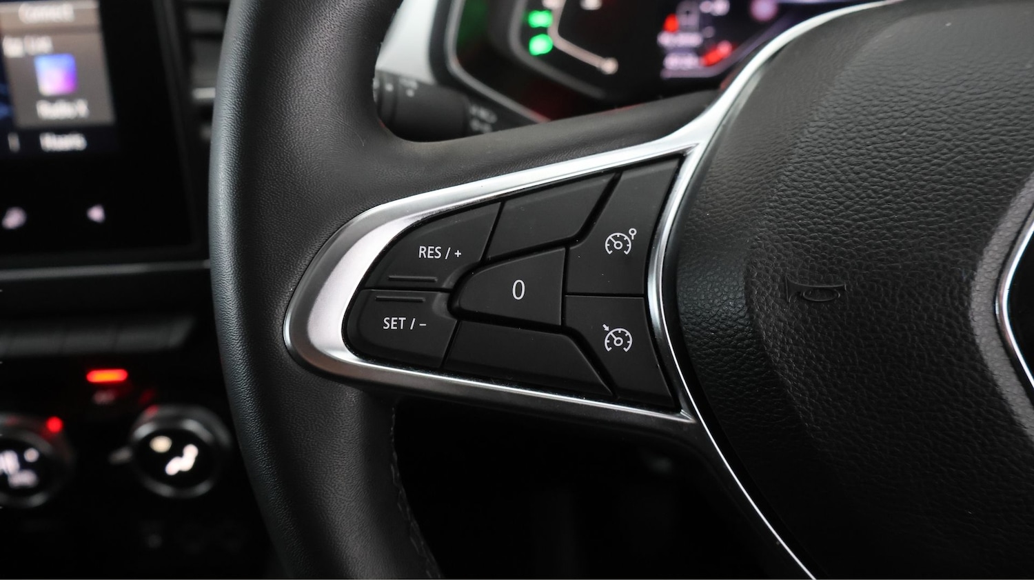 Used Renault Captur 2022 for sale - 77692395: Photo 20