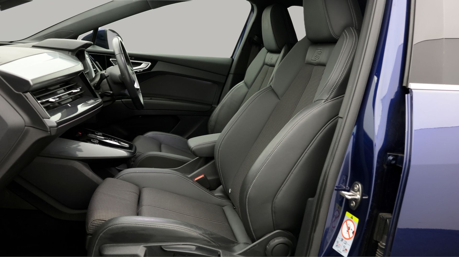 Used Audi Q4 e-tron 2023 for sale - 77678989: Photo 14