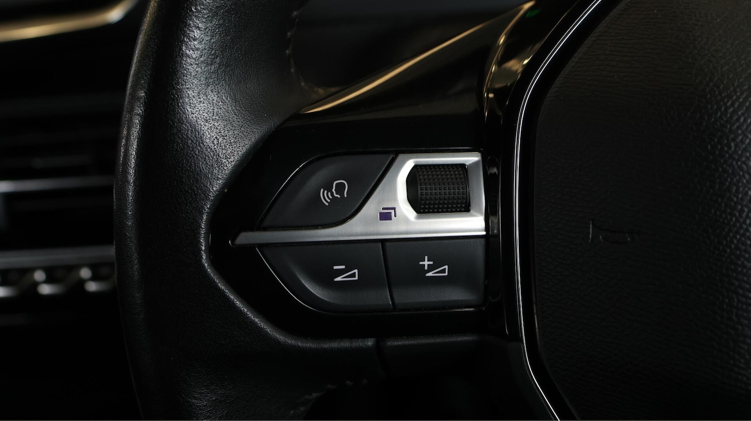 Used Peugeot 208 2020 for sale - 76513377: Photo 23