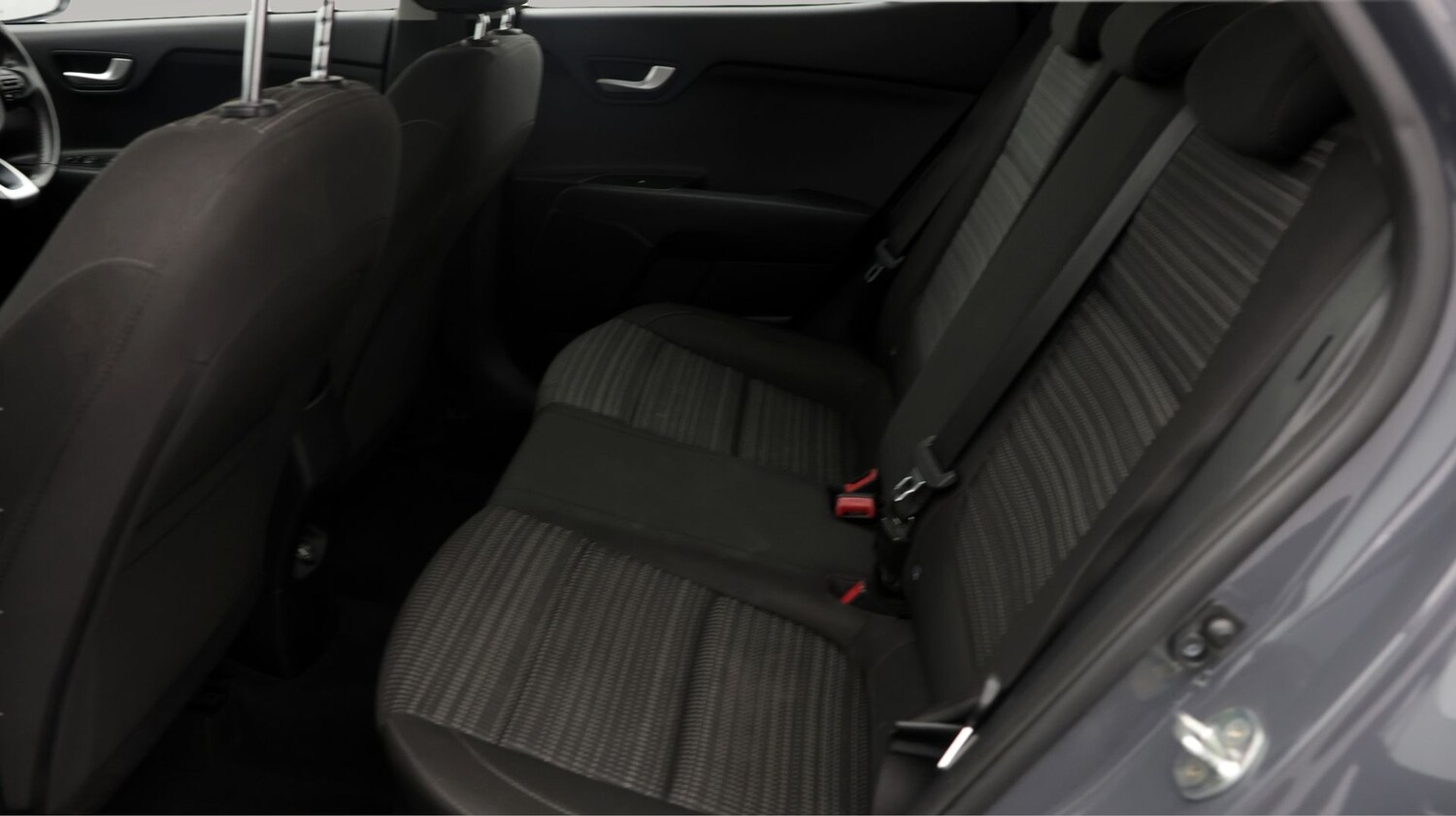 Used Kia Stonic for sale - 78108080: Photo 16