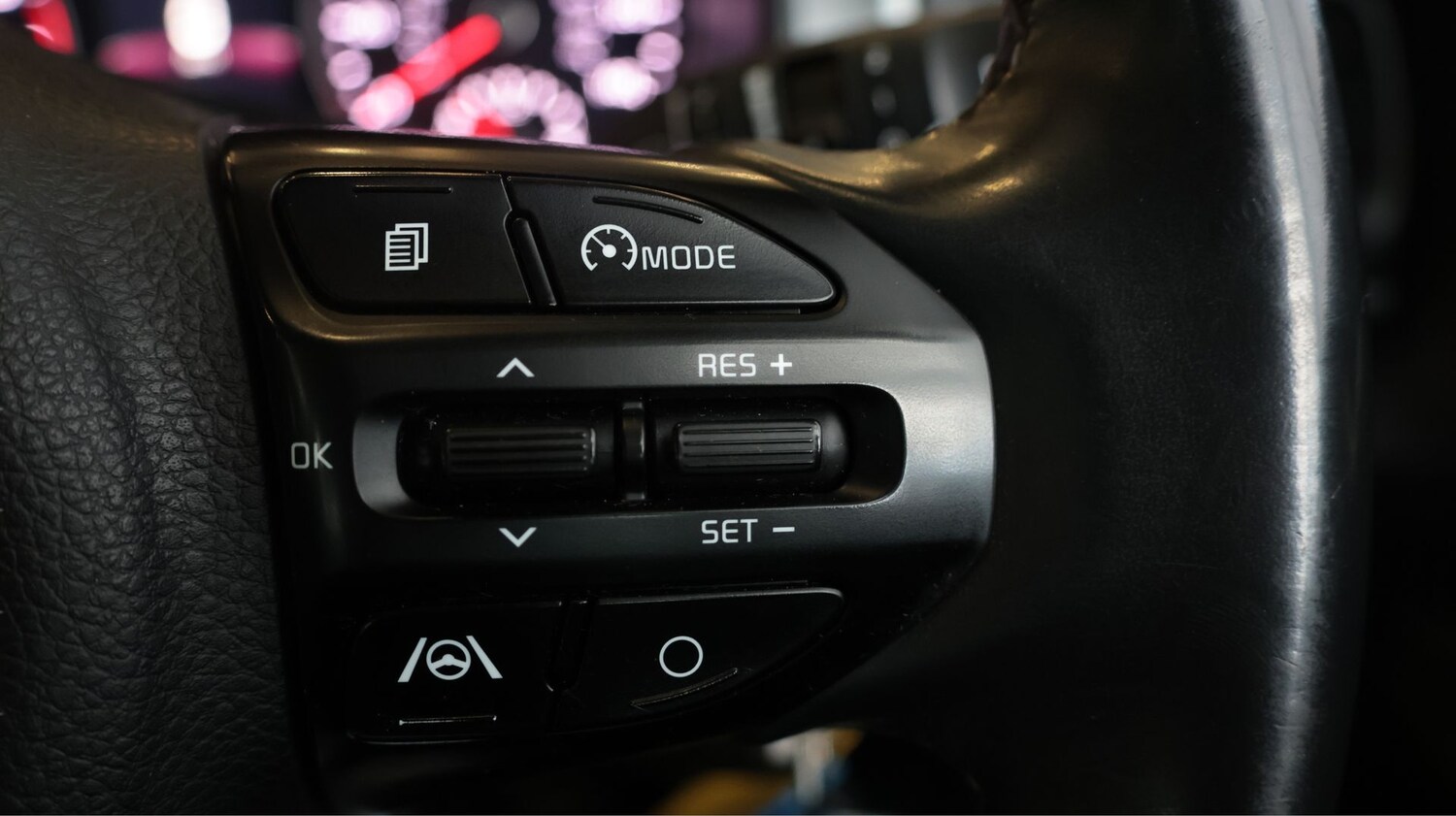 Used Kia Stonic for sale - 78108080: Photo 23