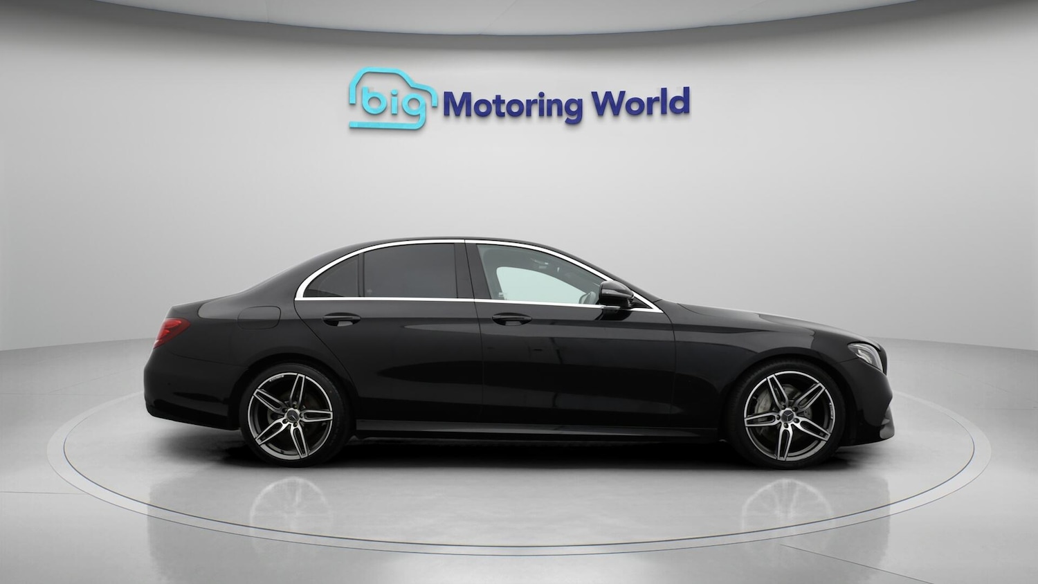 Used Mercedes-Benz E Class 2018 for sale - 76422908: Photo 9