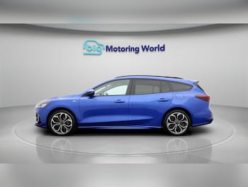 Used Ford Focus 2022 for sale - 77201684: Photo