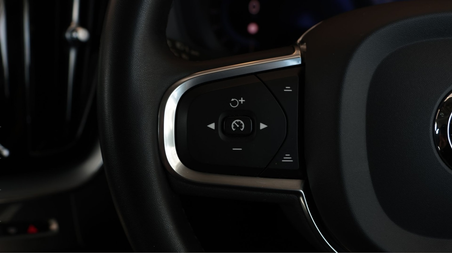 Used Volvo XC60 2022 for sale - 77919188: Photo 21