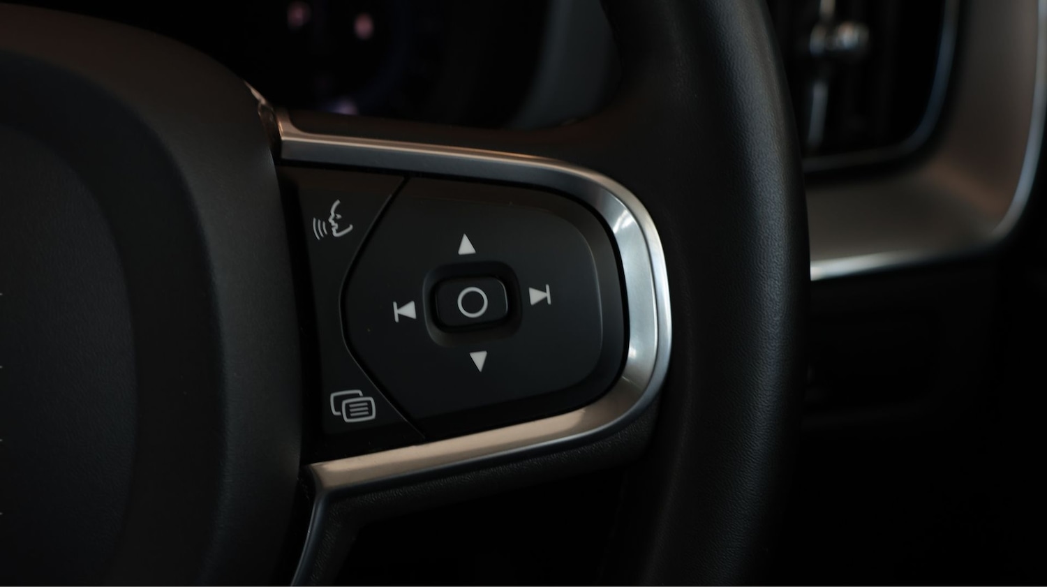 Used Volvo XC60 2022 for sale - 77919188: Photo 22