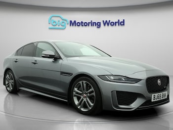Used Jaguar XE 2019 for sale - 75916209: Photo