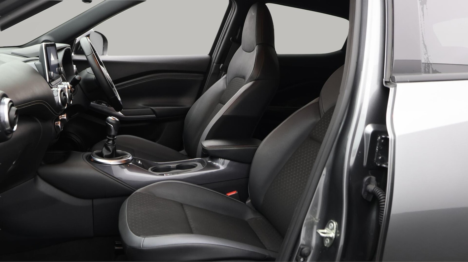 Used Nissan Juke 2024 for sale - 76645729: Photo 15