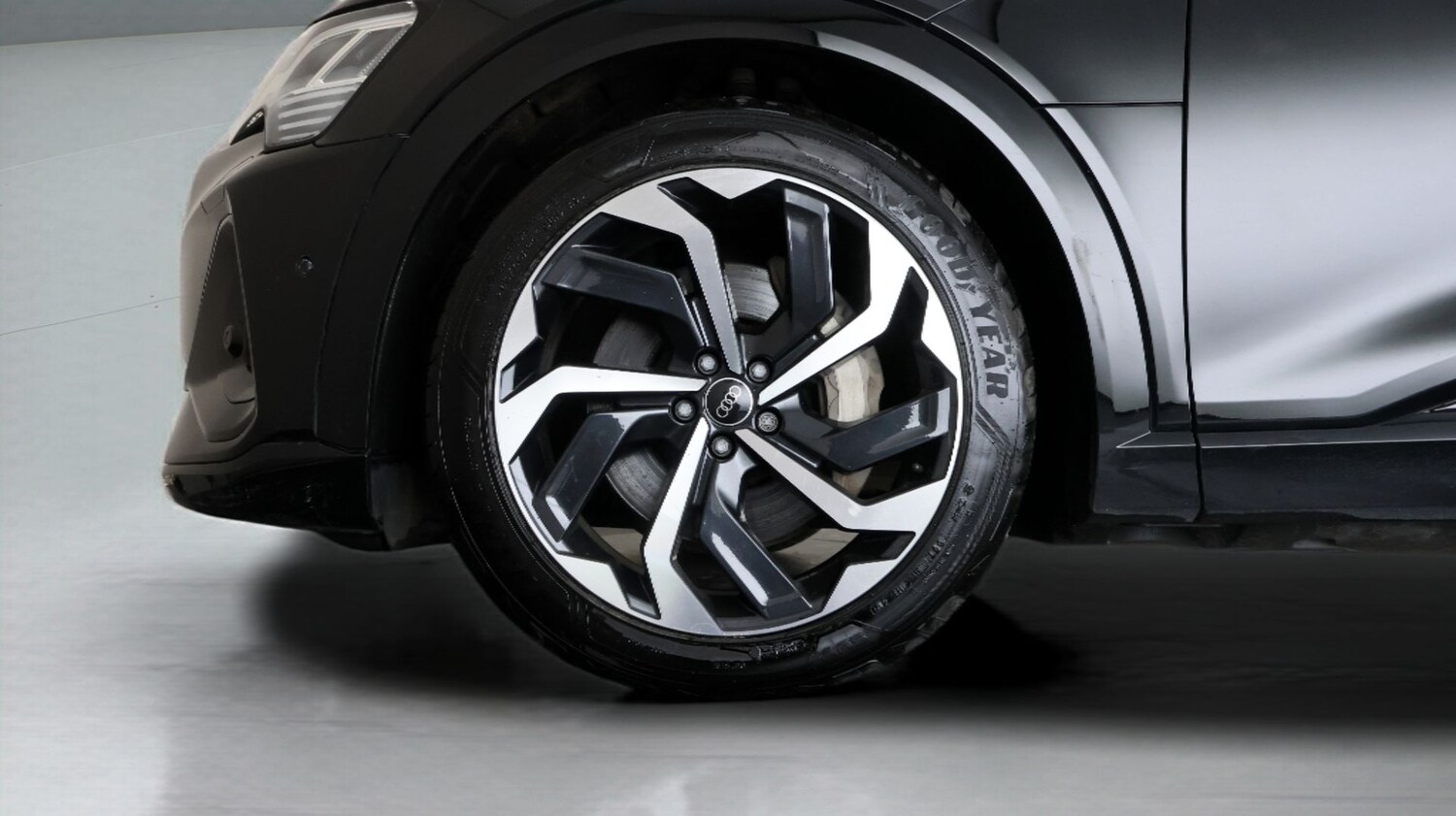 Used Audi e-tron 2022 for sale - 77461912: Photo 18