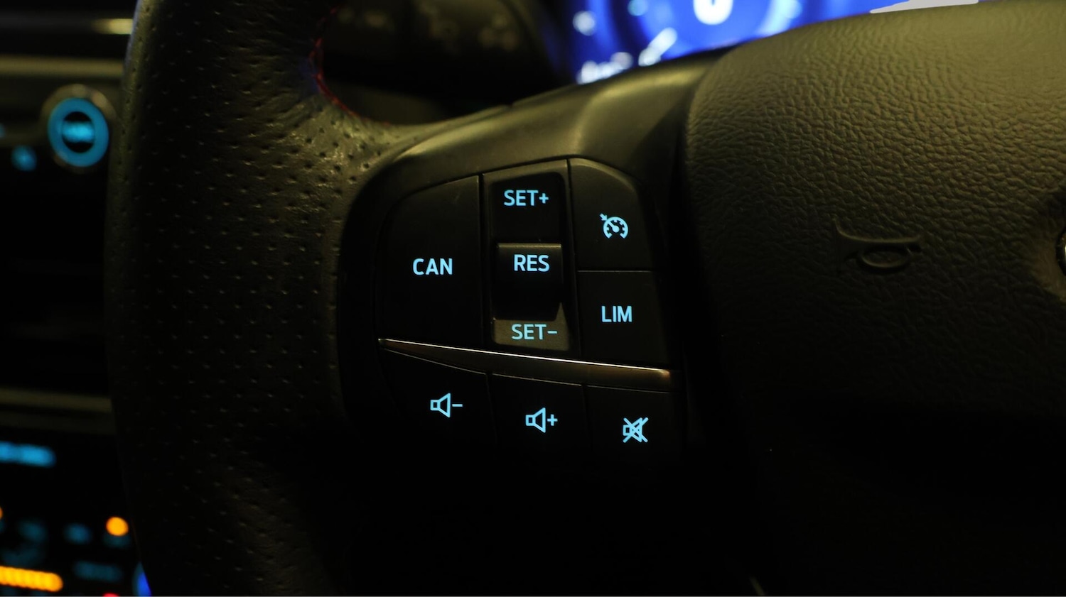 Used Ford Focus 2021 for sale - 76512029: Photo 23