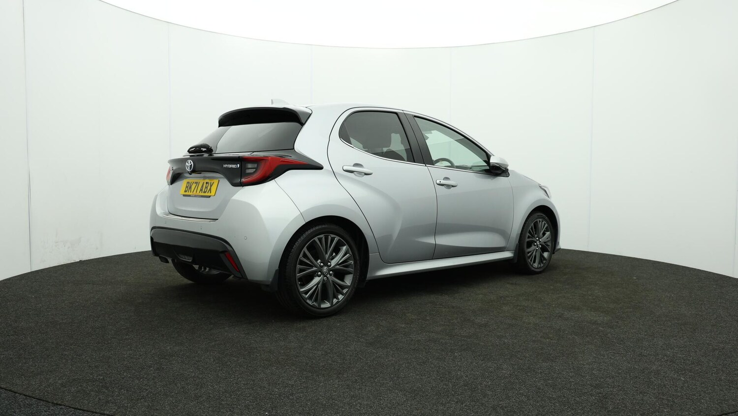 Used Toyota Yaris 2021 for sale - 76041948: Photo 36