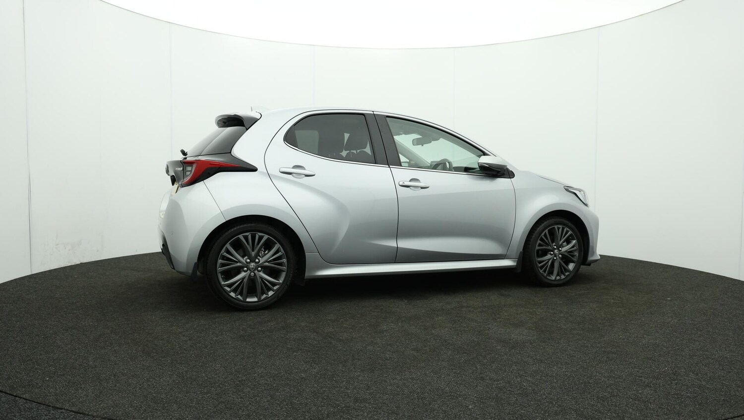 Used Toyota Yaris 2021 for sale - 76041948: Photo 39